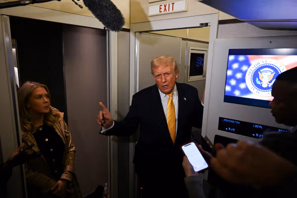 ترامپ: قصد دارم هفته آینده از بیبیسی شکايت کنم، با استارمر در این باره صحبت خواهم کرد