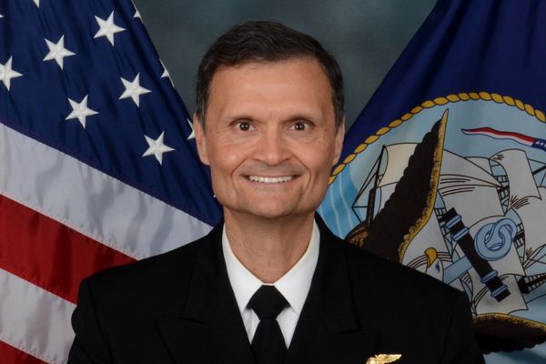 عين لمواجهة الحوثيين..من هو كيوان حكيم زاده القائد "الأميركي من أصول إيرانية " في"سنتكوم"؟