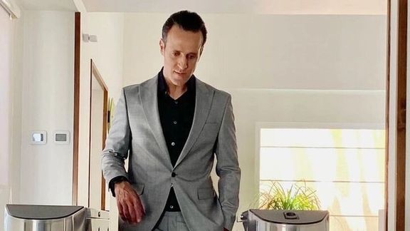 علی کریمی: چهل روز گذشت، ولی یه ایران نمیگذره