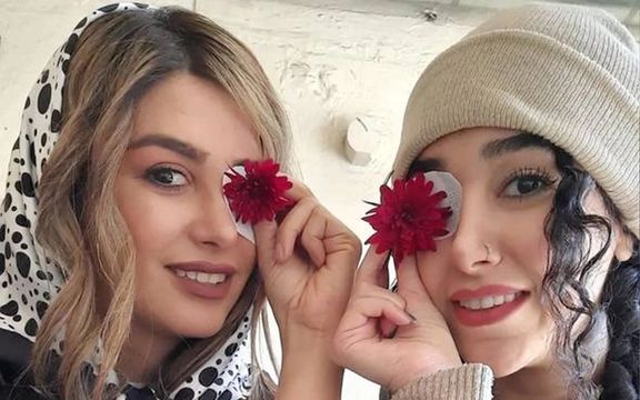 دیدار دختران معترضی که چشمانشان هدف گلوله جمهوری اسلامی قرار گرفت