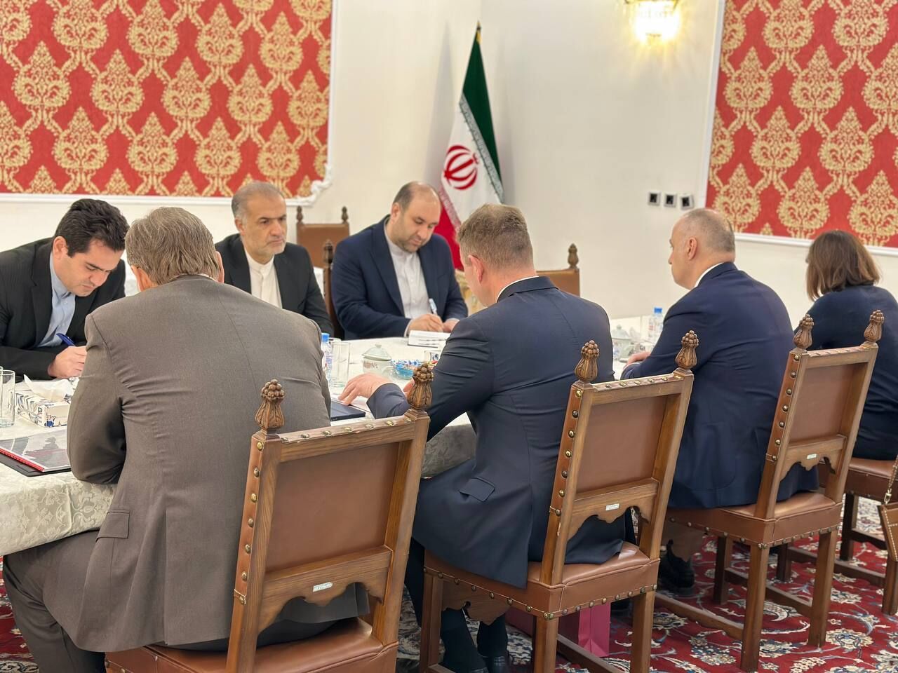 احداث راه‌آهن رشت-آستارا با پول ایران، به کام روس‌ها، به بهای نابودی جنگل گیسوم 