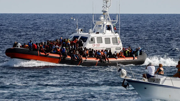 نشست ویژه مهاجرت سران اتحادیه اروپا بر محور ایتالیا و غیبت فرانسه برگزار شد