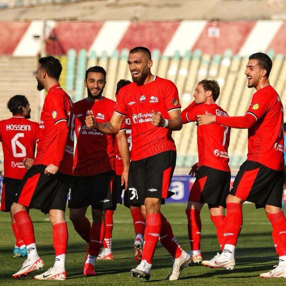 تراکتور ۳-۰ صنعت نفت؛ پایان خوش نیمفصل برای تیم پاکو خمس