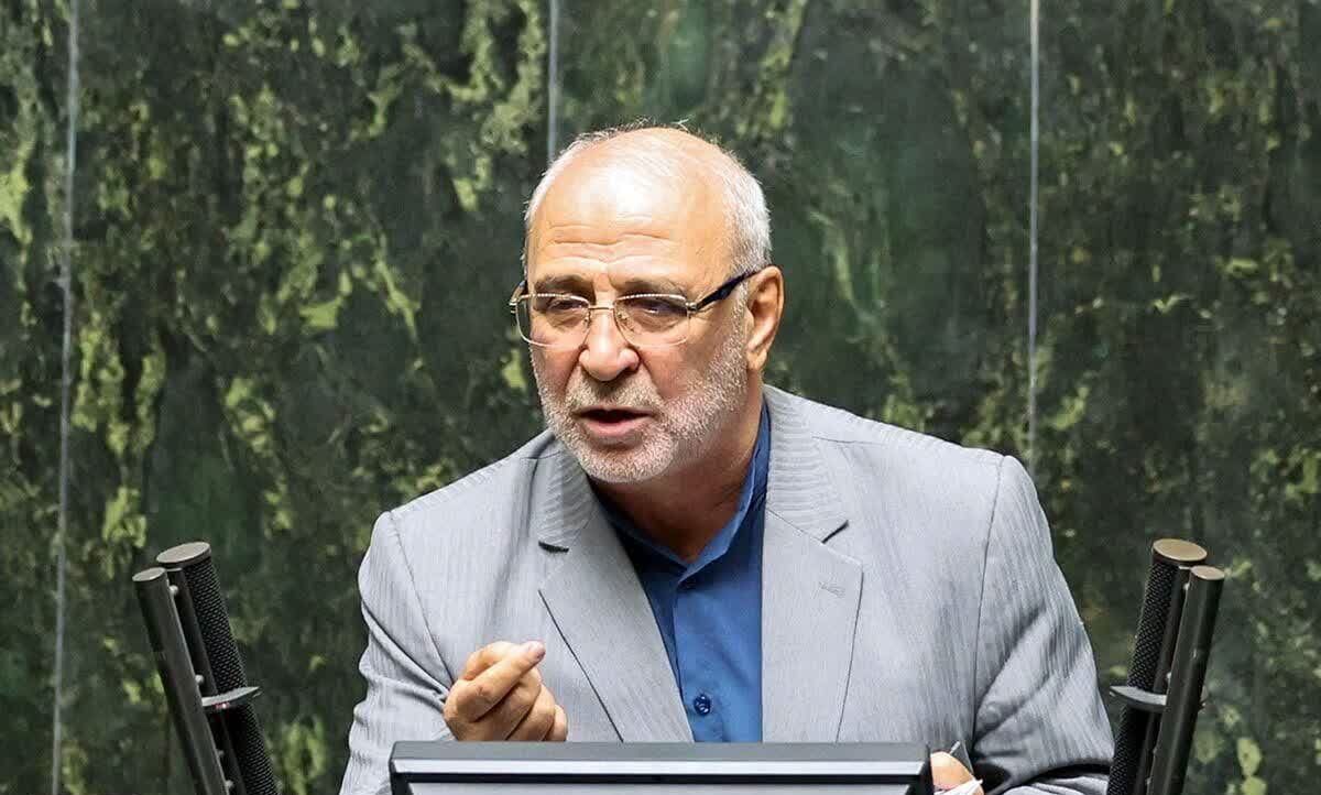 حاجی‌دلیگانی، نماینده مجلس: ماندن جمهوری اسلامی در ان‌پی‌تی نتیجه‌ای جز ضرر ندارد