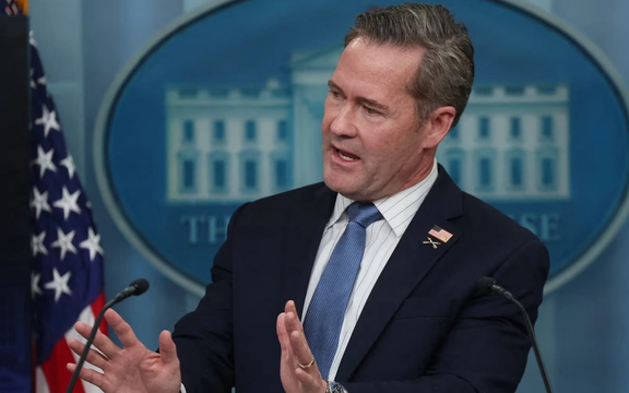 کاخ سفید: همه گزینهها برای جلوگیری از دستیابی ایران به سلاح اتمی روی میز است