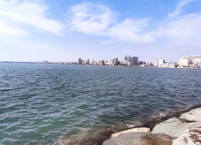 صدای انفجارهایی در حوالی بندرعباس و قشم شنیده شد