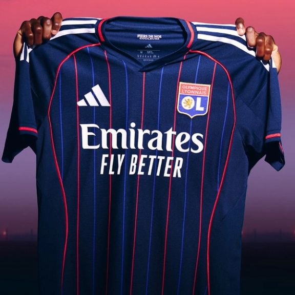 شوک به فوتبال فرانسه؛ باشگاه المپیک لیون به دسته دو سقوط کرد!