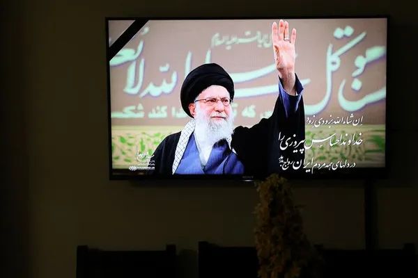 Iranians react with joy and disbelief to Khamenei's death