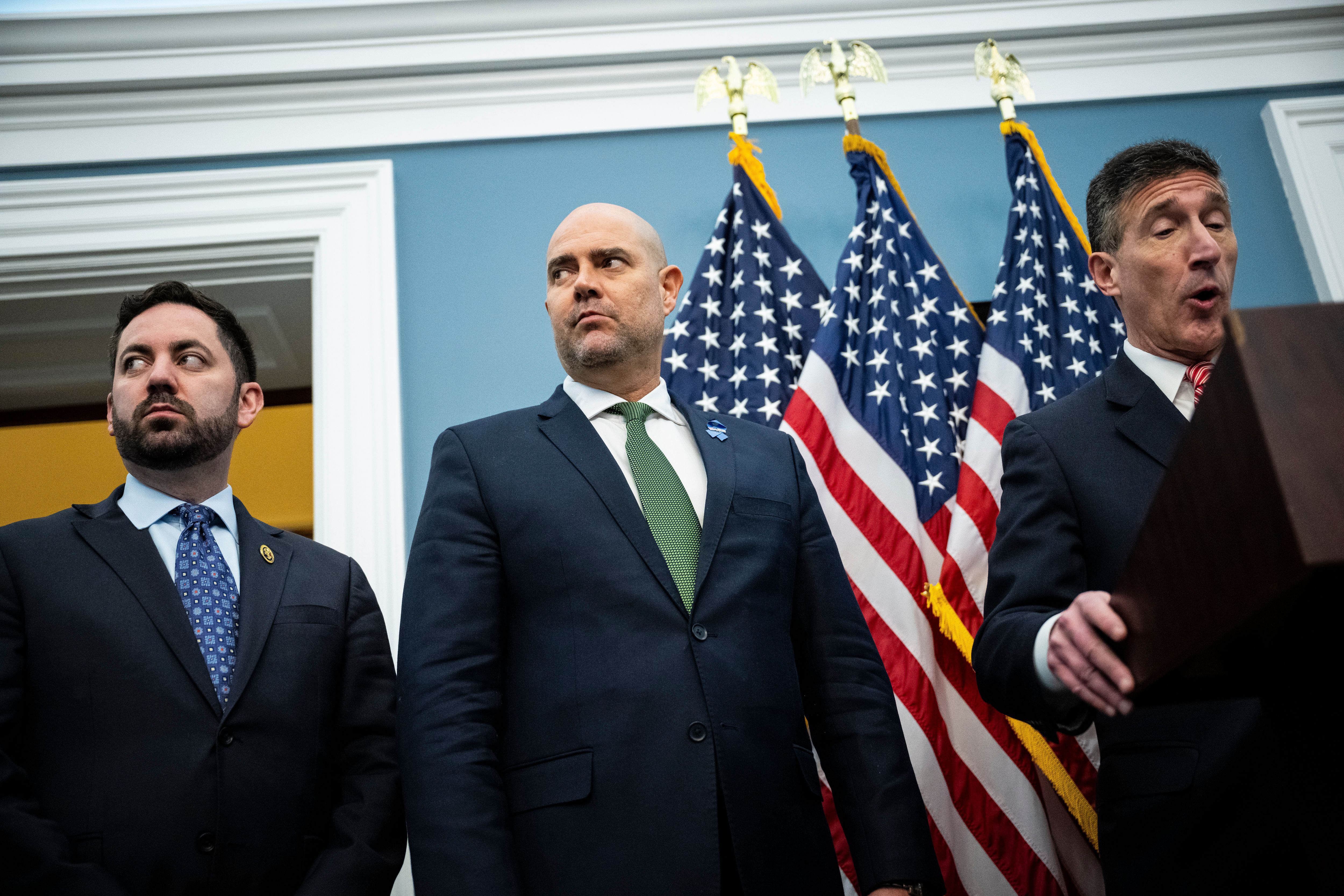 مایک لاولر، عضو جمهوری‌خواه مجلس نمایندگان آمریکا،