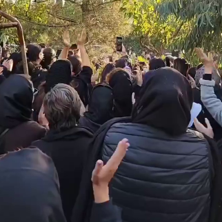 تجمع در عبدل آباد تهران و حمله به مراسم یادبود حمیدرضا روحی در بهشت زهرا