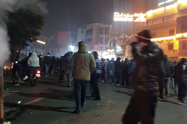 روایت یک شاهد عینی از شب ۱۹ دی: تهران یک جهنم واقعی بود