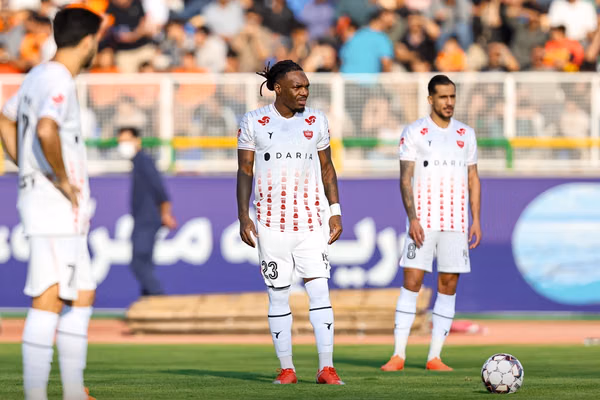 مس شهر بابک ۰-۳ پرسپولیس؛ صدرنشینی پرسپولیس با پیروزی بر قعرنشین لیگ برتر