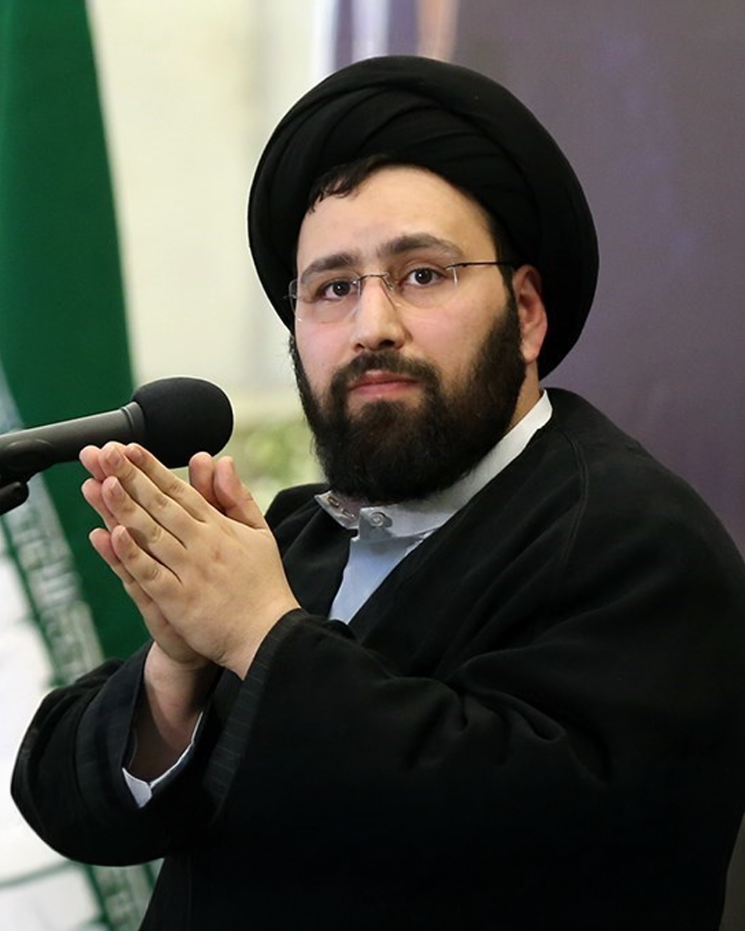 علي خميني: أشعر بالقلق حيال مستقبل "الجمهورية الإسلامية" لكنني لا أشعر بالخوف