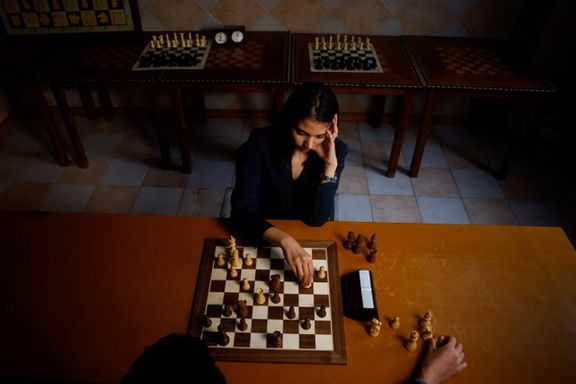 رییس فدراسیون شطرنج از برخورد با سارا خادمالشریعه در صورت بازگشت به ایران خبر داد