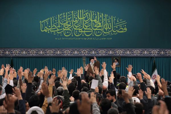 للمرة الثالثة في 3 أسابيع.. خامنئي يتعهد باستعادة سوريا من الحكام الجدد