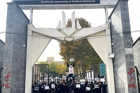 خبرنامه امیرکبیر از پروژه نفوذ در رسانههای دانشجویی با هدف سرکوب جنبشهای اعتراضی خبر داد