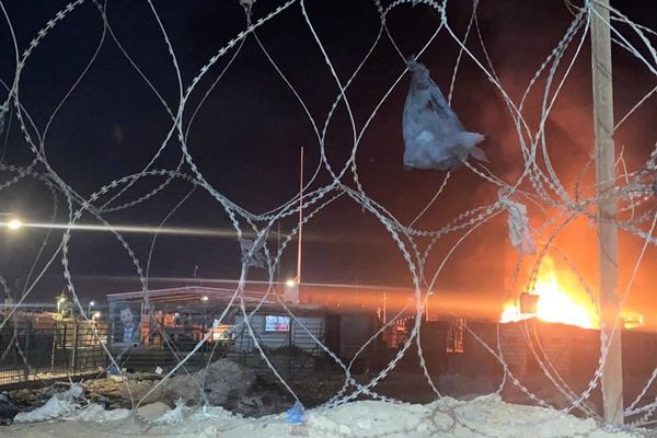 "صابرين نيوز": غارة جوية تستهدف قافلة محملة بالوقود المرسل من إيران إلى لبنان