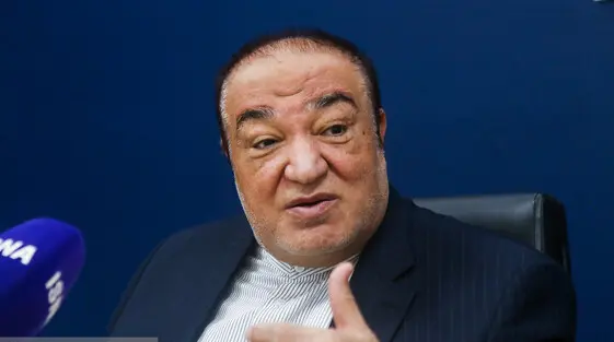 معاون پیشین وزارت خارجه: عوارض عبور از تنگه هرمز باید به ریال باشد