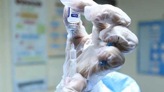 دانشکده علوم پزشکی آبادان: تخلف مدیران شهرداری در استفاده از سهمیه واکسن پاکبانان محرز است