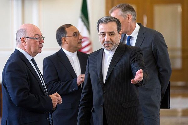 مسؤول سابق في الخارجية البريطانية: إدارة ترامب لم تُجب بعد عما يجب فعله تجاه إيران