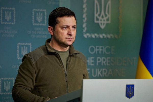 الرئيس الأوكراني يناشد بوتين بإجراء محادثات.. والكرملين: مستعدون لإجرائها في بيلاروسيا