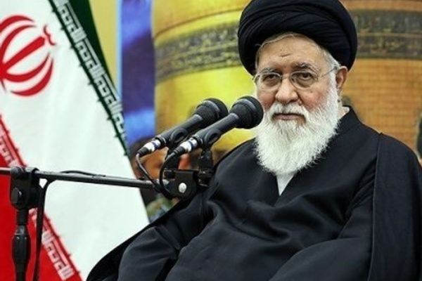ممثل المرشد الإيراني: لم نعد بحاجة إلى تحويل الأموال عبر البنوك العالمية