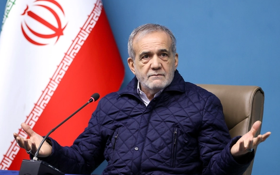 مسعود پزشکیان: در صورت توقف مازوتسوزی مجبور بودیم گاز خانهها را قطع کنیم