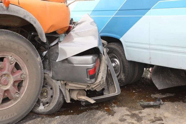 مقتل 417 شخصًا في حوادث السير بإيران خلال 10 أيام