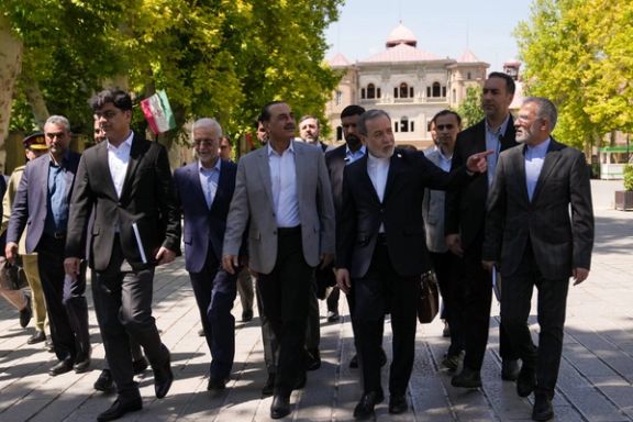 أشارت الولايات المتحدة وباكستان إلى إحراز تقدم في المحادثات مع إيران، لكن تحقيق انفراجة لا يزال غير مؤكد.