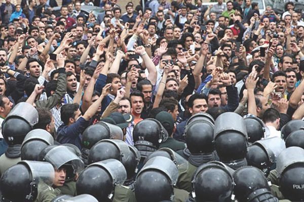 الجمعية الإيرانية لعلم الاجتماع: ربط مطالب الشعب بالخارج هروب من الواقع وخرق للقانون
