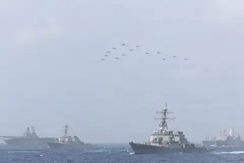 US launches new strikes on Iran over Hormuz attacks