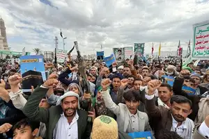 بسیج بیش از ۱۰۰ هزار نیروی یمنی؛ گزارش رویترز از تدارک حمله گسترده عربستان به حوثیها