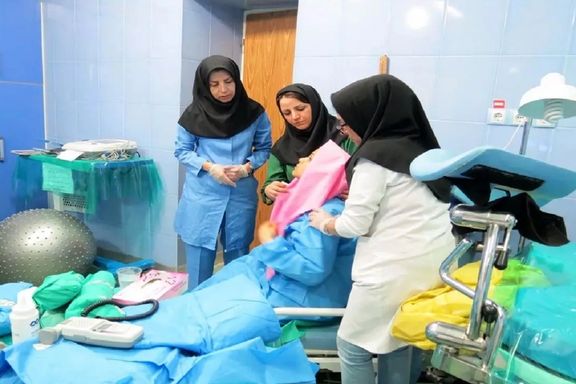 شورای هماهنگی نظام پزشکی: بیش از ۸۰۰ ماما سال گذشته به خارج کشور مهاجرت کردهاند