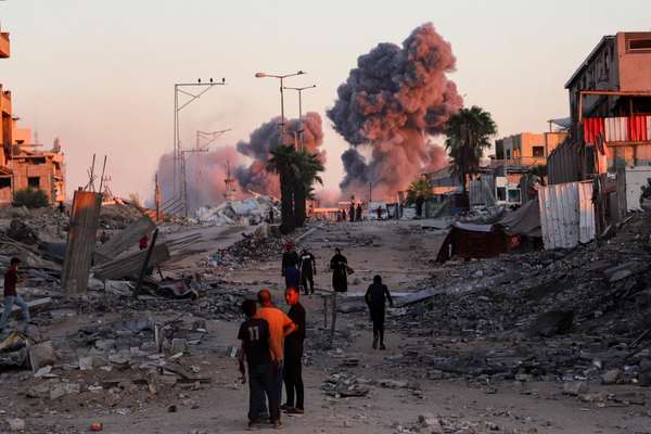حماس از آمریکا، قطر و مصر خواست اسرائیل را تحت فشار بگذارند تا حملات را متوقف کند