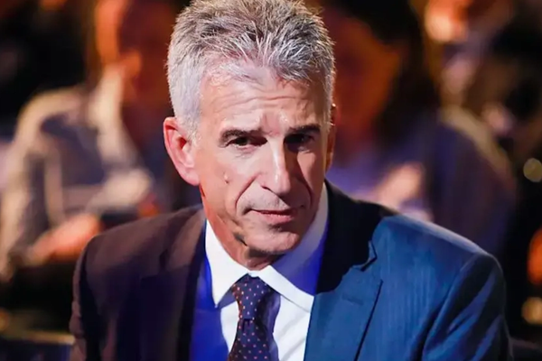 رئيس الموساد الإسرائيلي يدعو إلى مهاجمة إيران ردًا على هجمات الحوثيين