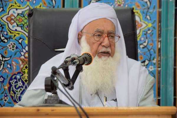 Hundreds Pray With Sunni Imam Dismissed By Iran Authorities