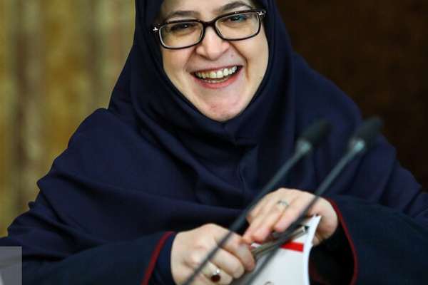 الحكومة الإيرانية: الإغلاق لا يحل أزمة الكهرباء… والناس تقبّلوا حجب الإنترنت أثناء الحرب