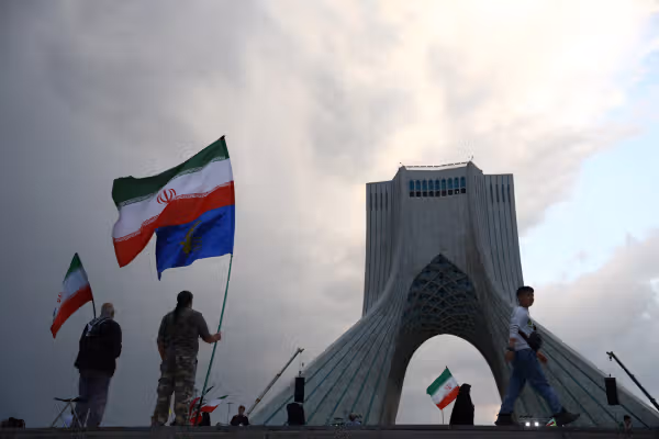 معنا و پیامد شکافها در قدرت؛ چه کسی در جمهوری اسلامی تصمیم میگیرد؟