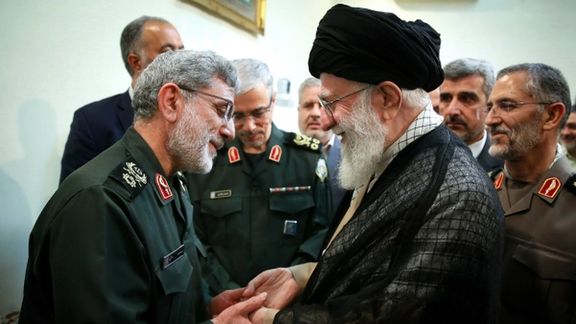 المتشددون في إيران يعبرون "بحذر"عن استيائهم من قائد فيلق القدس عقب سقوط الأسد