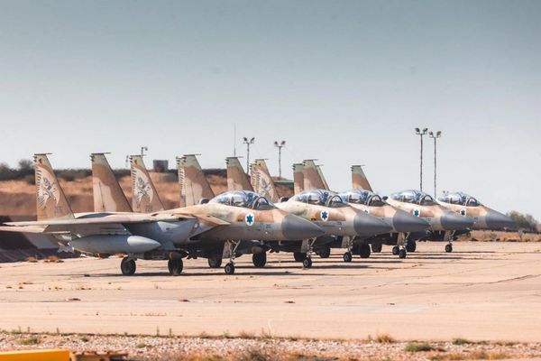 مسؤول إسرائيلي رفيع: نستعد لحرب قد تستمر شهرًا على الأقل مع إيران