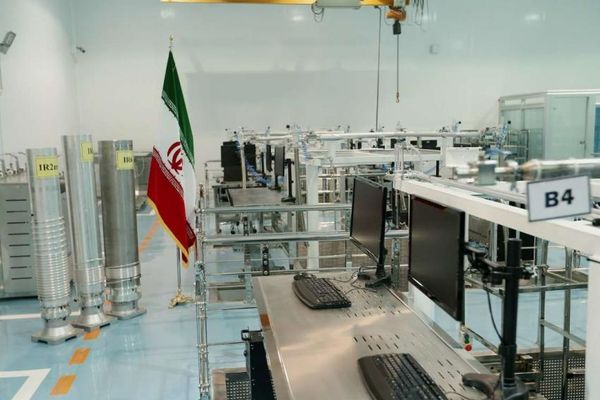 السويد: تقييد رقابة الوكالة الذرية على أنشطة إيران النووية يهدد السلم والأمن الدوليين