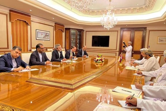 آکسیوس: ایران و آمریکا ماه گذشته در عمان مذاکرات غیر مستقیم برگزار کردند