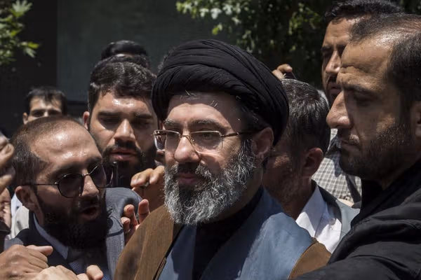 دولت ژاپن از بیانیه مجتبی خامنهای در ارتباط با بستن تنگه هرمز عمیقا ابراز نگرانی کرد