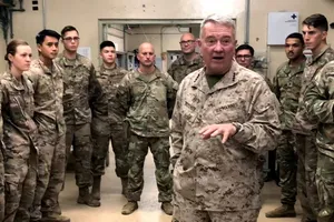 فرمانده پیشین سنتکام: آمریکا توان بازگشایی تنگه هرمز را دارد، عملیات آغاز شده است