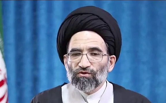 امامجمعه کاشان: مسافران نباید با همان پوشش تهران در کاشان هم تردد کنند