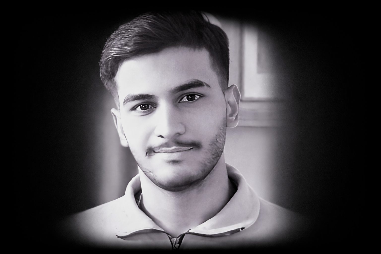 پارسا رحمتی، جوان ۲۰ ساله با گلوله ماموران امنیتی در منطقه فلاح تهران کشته شده است