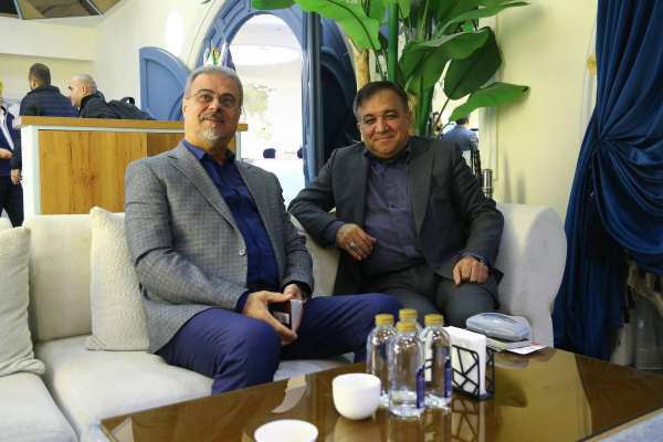 تاجرنیا در واکنش به شایعات: چرا حاضر نیستند یک روز استقلال آرامش داشته باشد؟