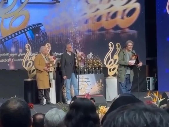 سانسور شدن تقدیم جایزه جشن حافظ به بازیگران زن منع شده از کار