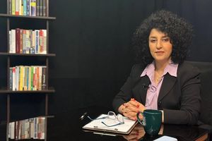 نرگس محمدی: گذار از نظام استبدادی دینی به دموکراسی با اراده مردم ممکن است