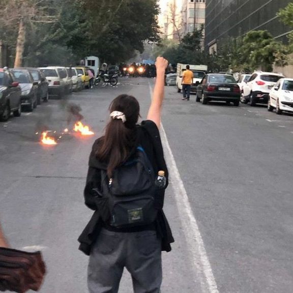 سازمان حقوق بشر ایران فهرستی از ۳۹ فرد در خطر اعدام منتشر کرد؛ کشتهشدگان: دستکم ۴۶۹ تن